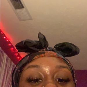 Meet your Posher, Isarah